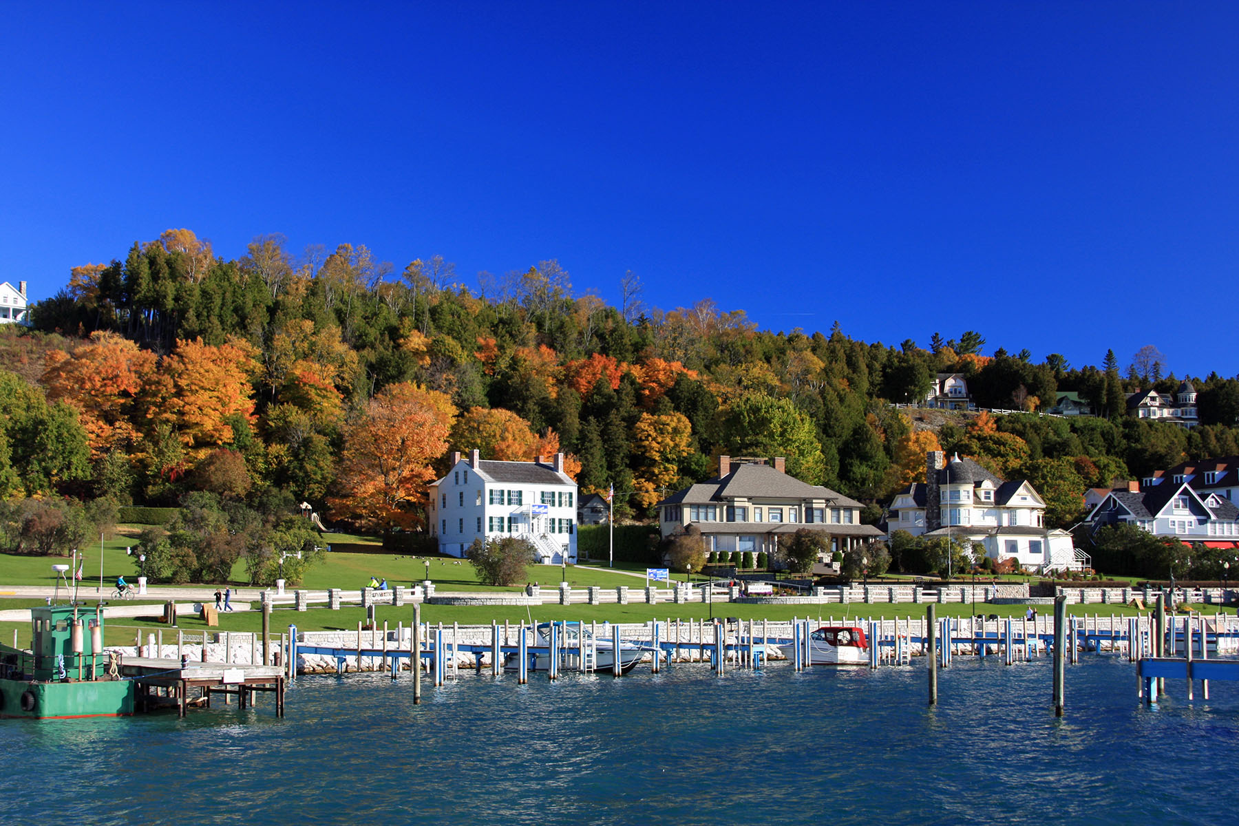 Visit Mackinac Island - Best Times of the Year to Go to Mackinac Island
